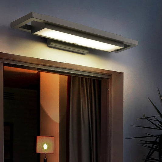 Iten Rectangular Outdoor Wall Light | Celestre
