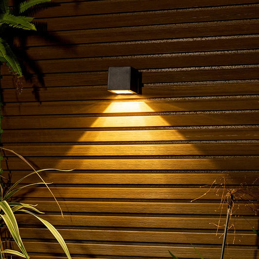 Eima Square Solar Outdoor Wall Light 1 Unit | Celestre