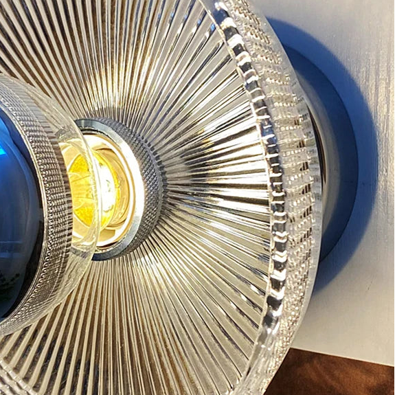 Eroa Bauhaus Round Ribbed Wall Light | Celestre