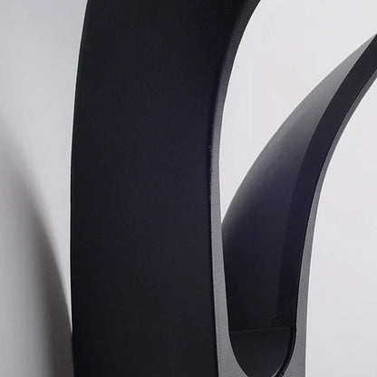 Atri Curved Led Outdoor Wall Light | Celestre