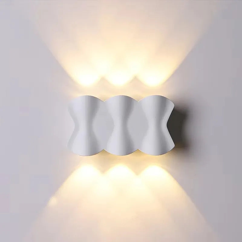 Tole Scalloped Outdoor Wall Light White | Celestre