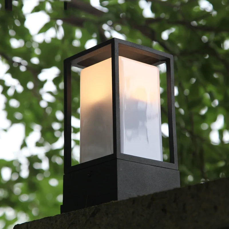 Akix Cube Pillar Light | Celestre