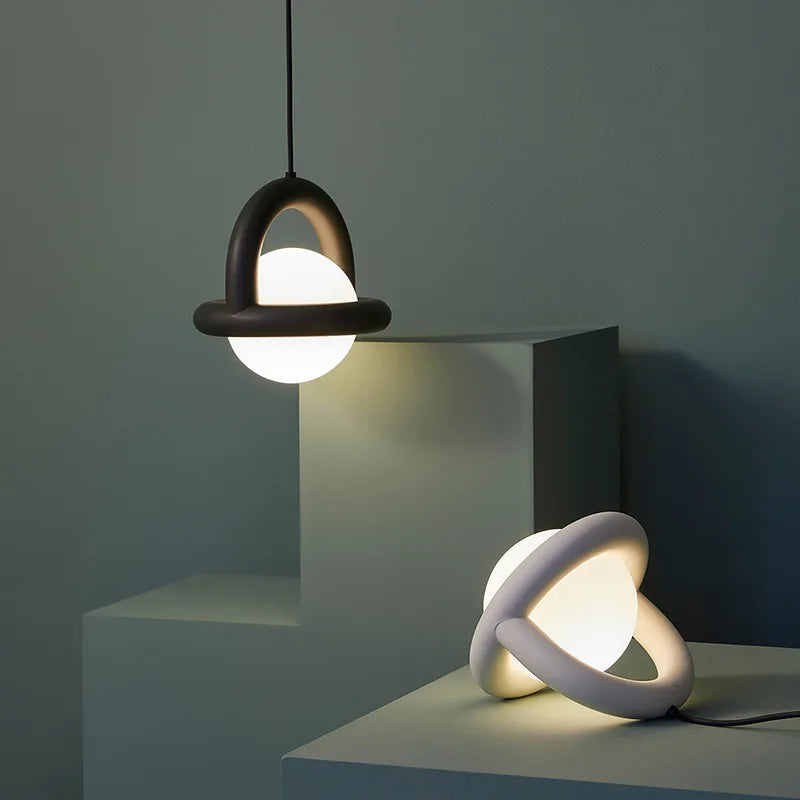 Cefe Interlocking Arch Pendant Light | Celestre