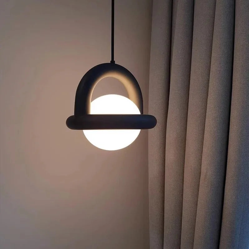 Cefe Interlocking Arch Pendant Light | Celestre