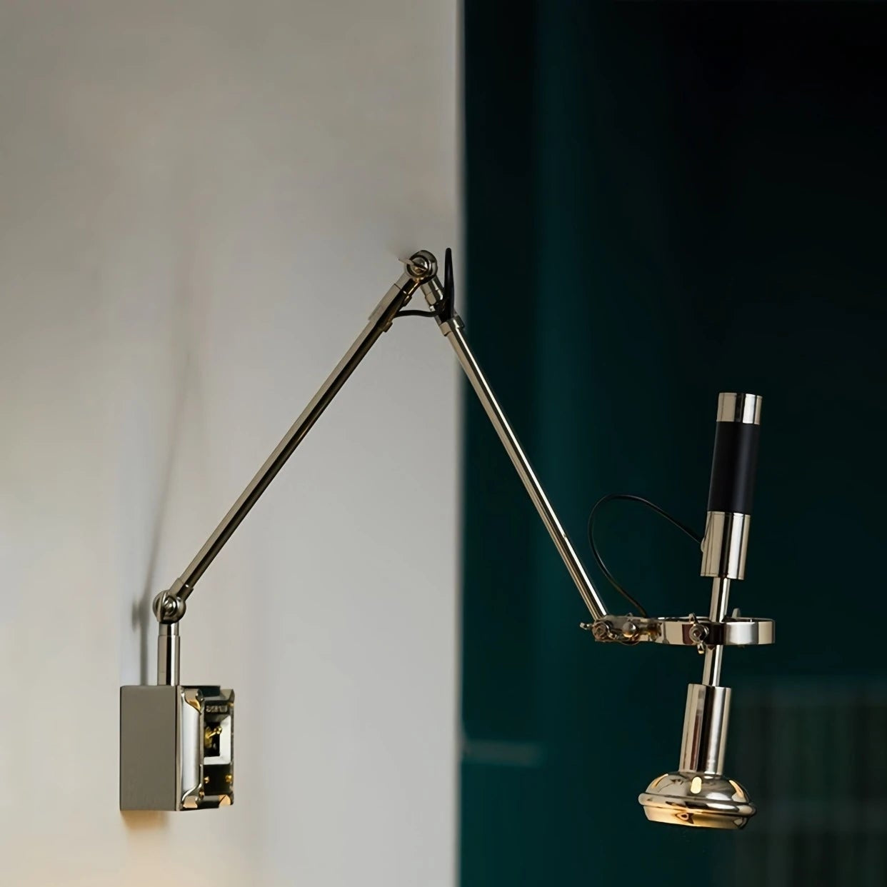 Vore Swing Arm Wall Light | Celestre