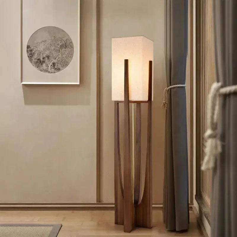 Novra Nordic Solid Wood Floor Lamp Wood 145 cm | Celestre
