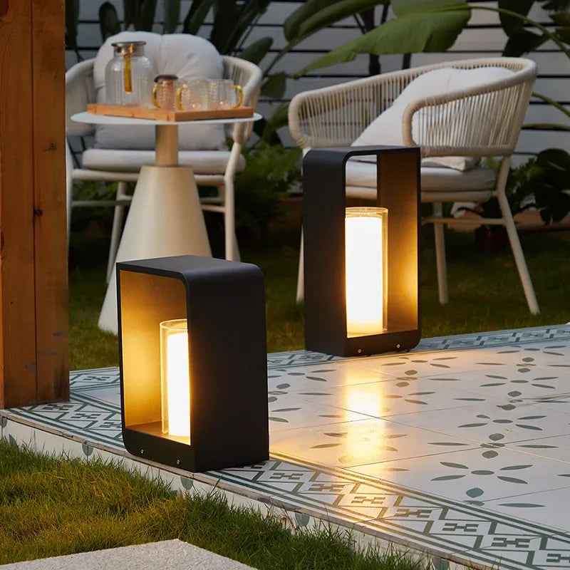 Tezri Rectangular Tube Outdoor Floor Lamp | Celestre