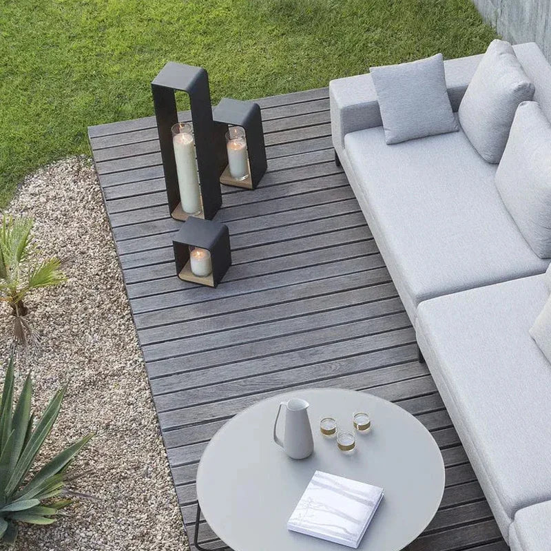 Tezri Rectangular Tube Outdoor Floor Lamp | Celestre