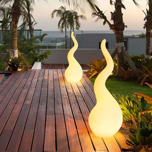 Daxi Outdoor Swirl Outdoor Floor Lamp | Celestre