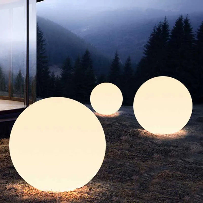 Reki Sphere Outdoor Floor Lamp | Celestre