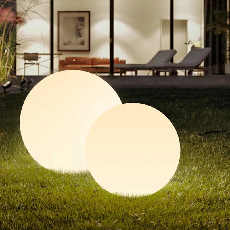 Reki Sphere Outdoor Floor Lamp | Celestre