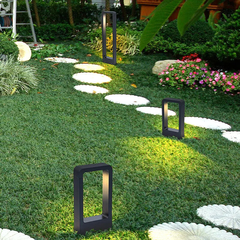 Fuxe Rectangular Hollow Bollard Light | Celestre