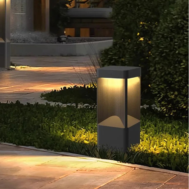 Zeta Pillar Outdoor Bollard Light H 30 cm | Celestre