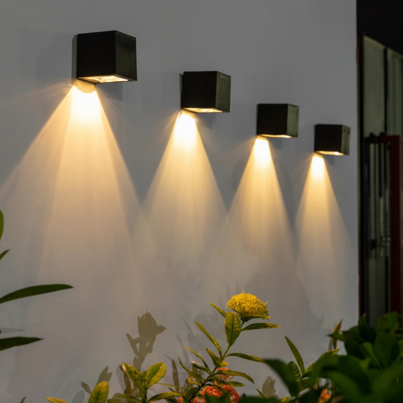 Eima Square Solar Outdoor Wall Light 4 Units | Celestre