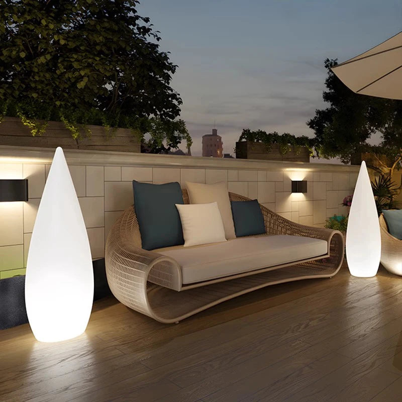 Veta Outdoor Water Drop Floor Lamp | Celestre