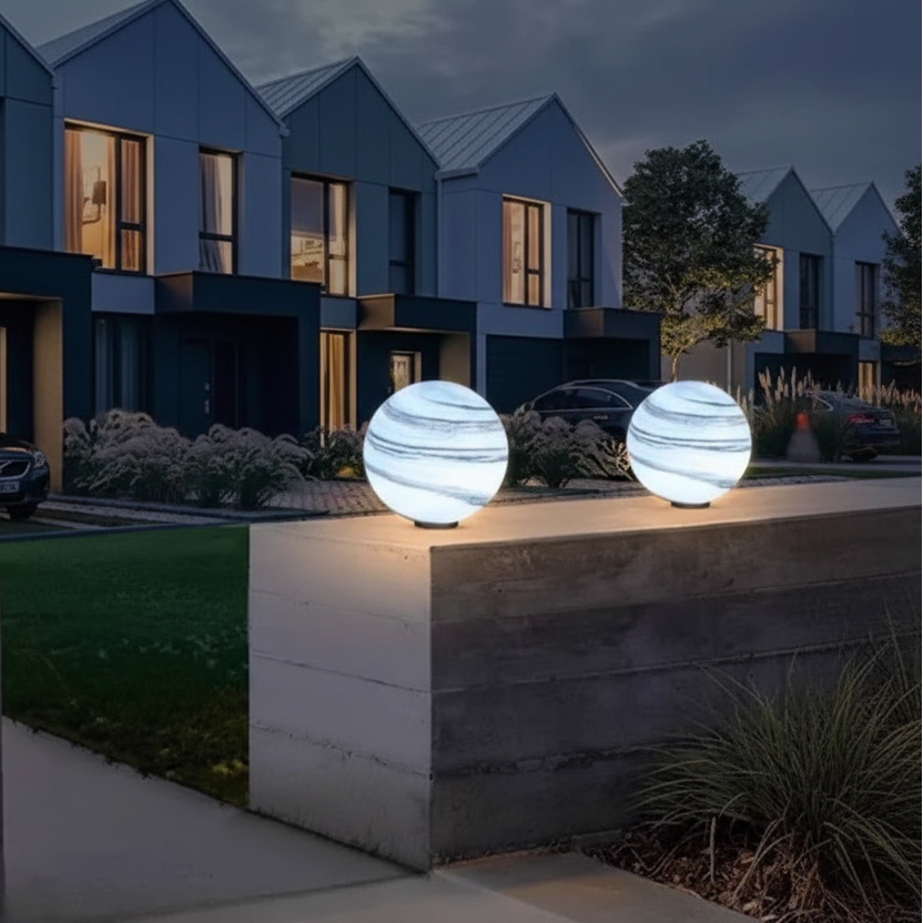 Casi Globe Swirl Pillar Light Blue | Celestre