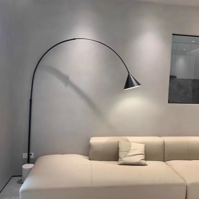 Fera Arched Plinth Floor Lamp H 200 cm | Celestre