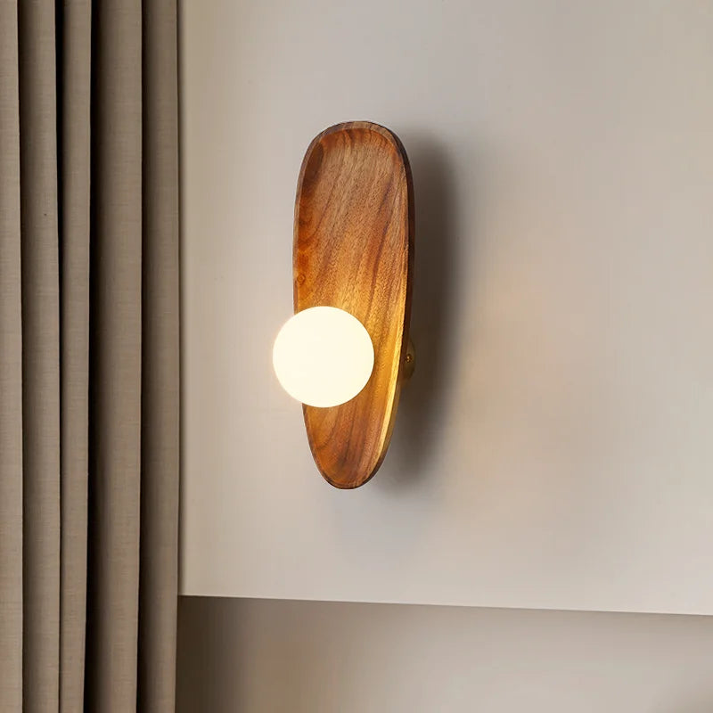Siro Oval Backplate Wall Light | Celestre