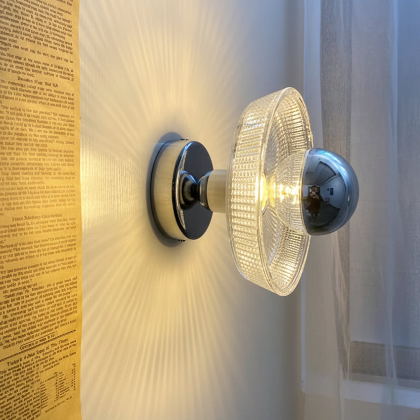 Eroa Bauhaus Round Ribbed Wall Light | Celestre