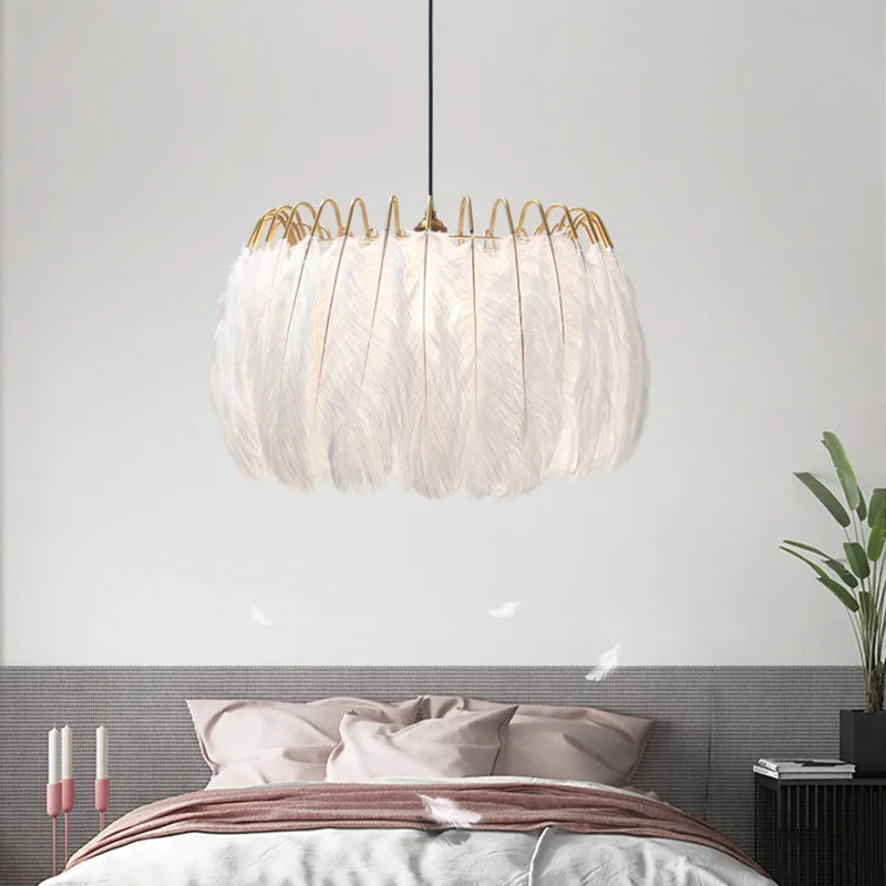 Gini Round Ostrich Plumes Pendant Light D 60 cm | Celestre