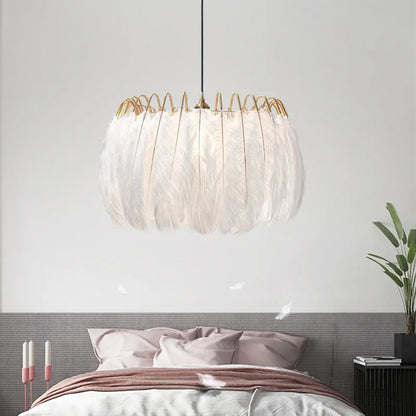 Gini Round Ostrich Plumes Pendant Light D 60 cm | Celestre