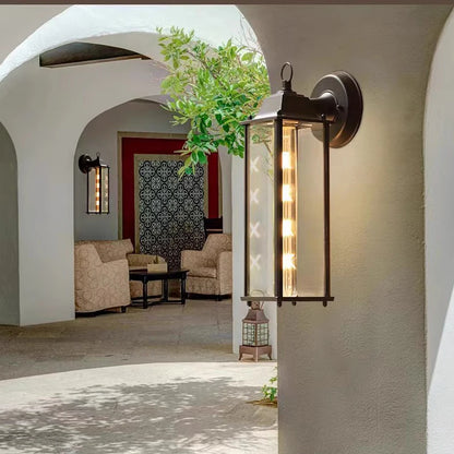 Yilo Rectangular Tubular Outdoor Wall Light | Celestre