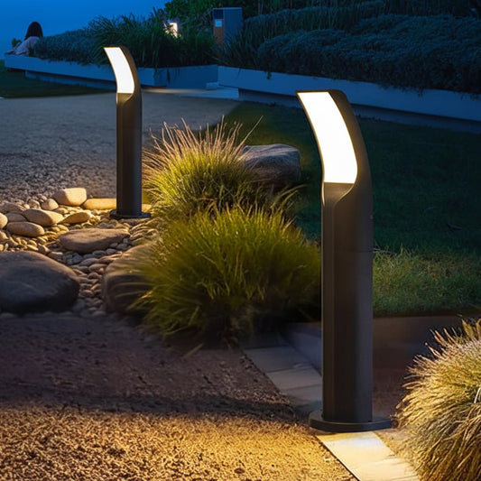 Cylo Arc Outdoor Bollard Light | Celestre