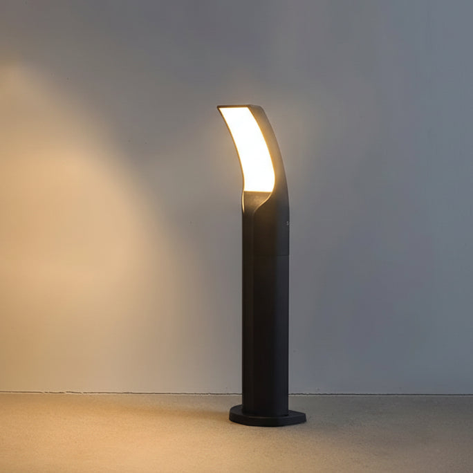 Cylo Arc Outdoor Bollard Light | Celestre