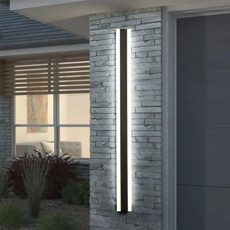Leba Linear Bar Outdoor Wall Light H 150 cm | Celestre