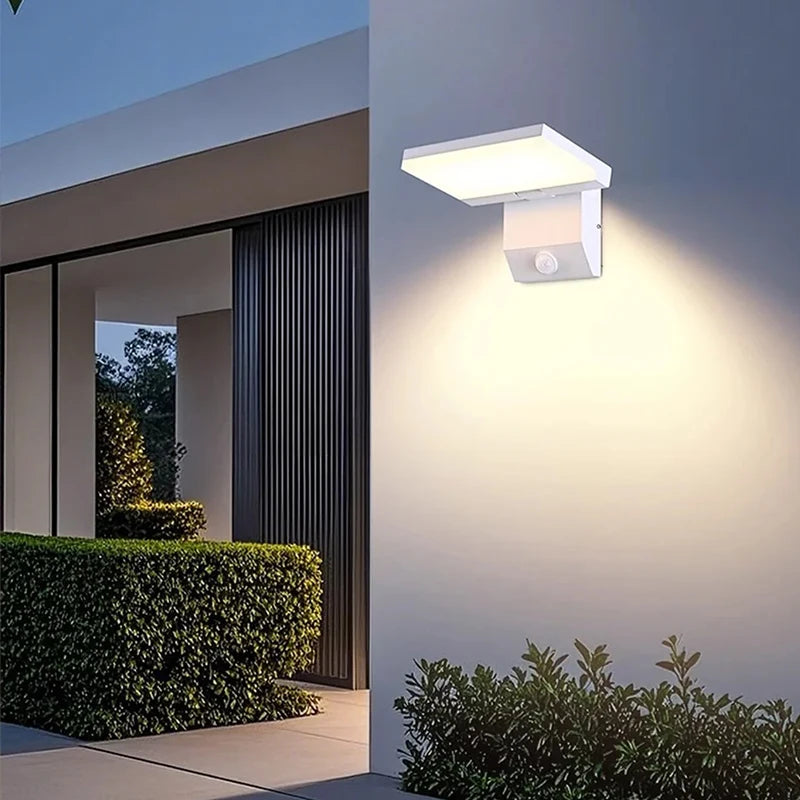 Gilo Foldable Outdoor Wall Light | Celestre