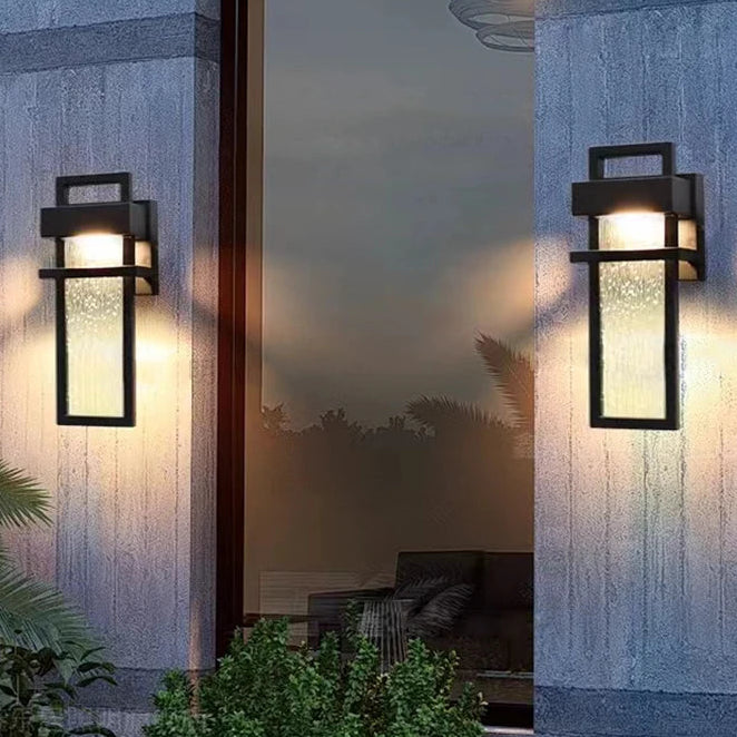 Havo Linear Raindrop Outdoor Wall Light | Celestre