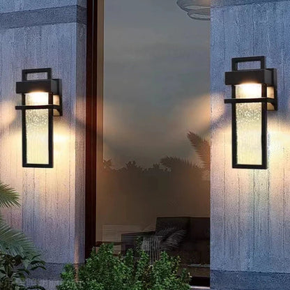 Havo Linear Raindrop Outdoor Wall Light | Celestre