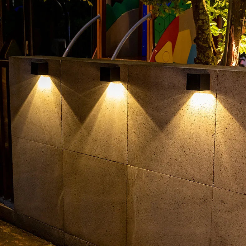 Eima Square Solar Outdoor Wall Light | Celestre