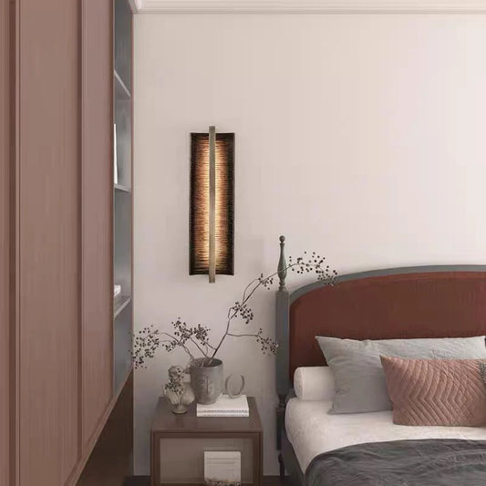 Yeri Vertical Ribbed Bend Wall Light | Celestre