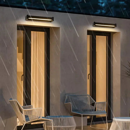 Erixa Adjustable Linear Outdoor Wall Light | Celestre