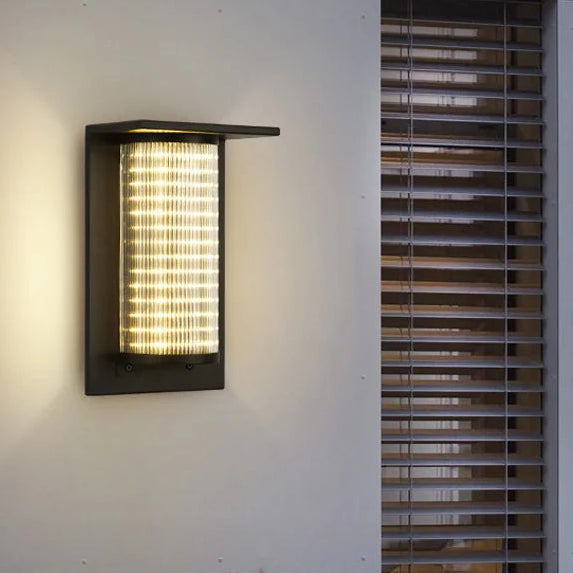 Lili Industrial Ribbed Outdoor Wall Light | Celestre
