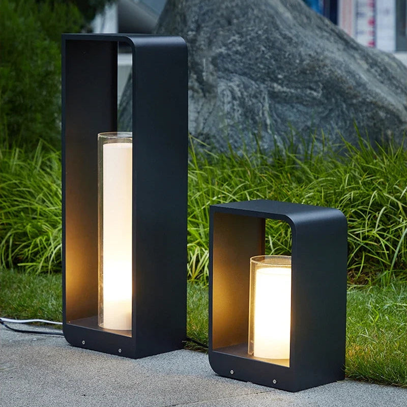 Tezri Rectangular Tube Outdoor Floor Lamp | Celestre