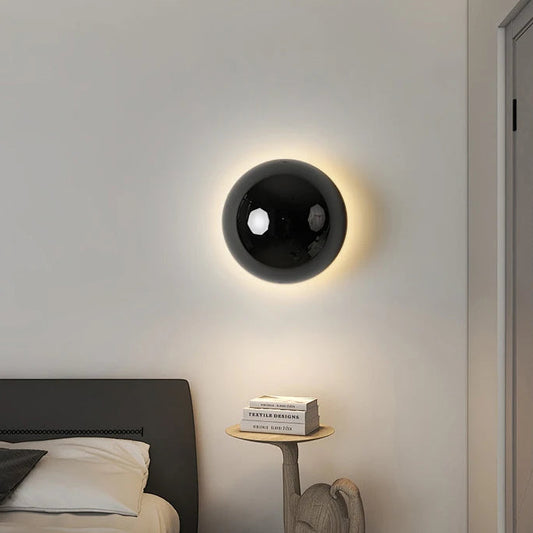 Zelu Eclipse Back-lit Round Wall Light Black D 16 cm | Celestre