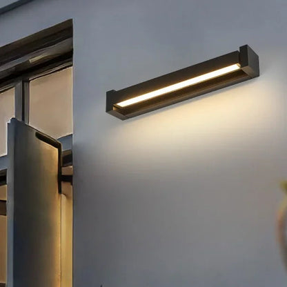 Erixa Adjustable Linear Outdoor Wall Light L 33.6 cm | Celestre