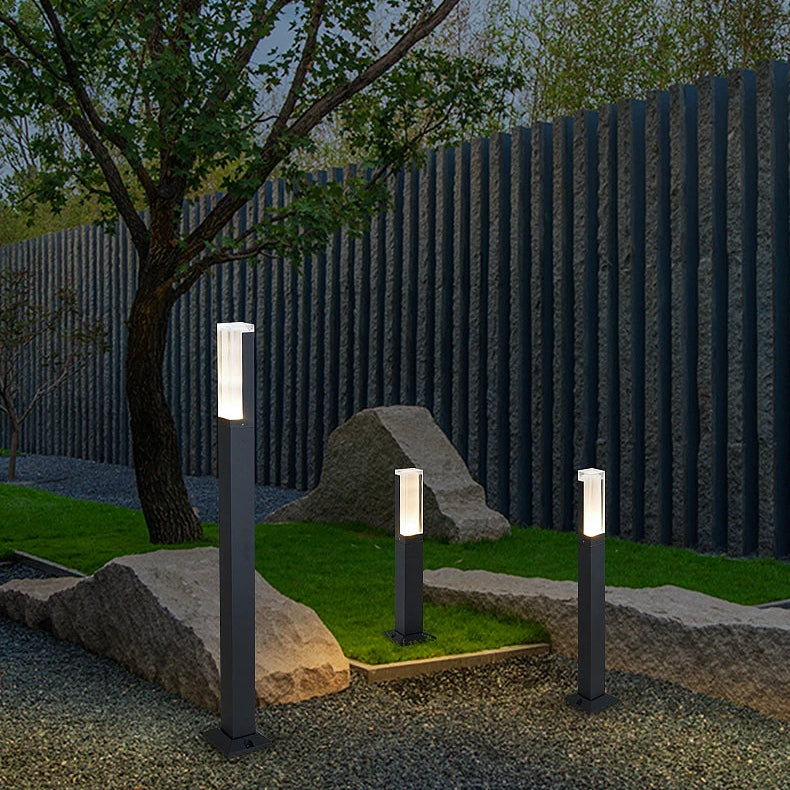 Deiro Pillar Led Bollard Light | Celestre