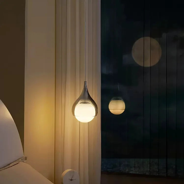 Bilu Raindrop Globe Pendant Light | Celestre