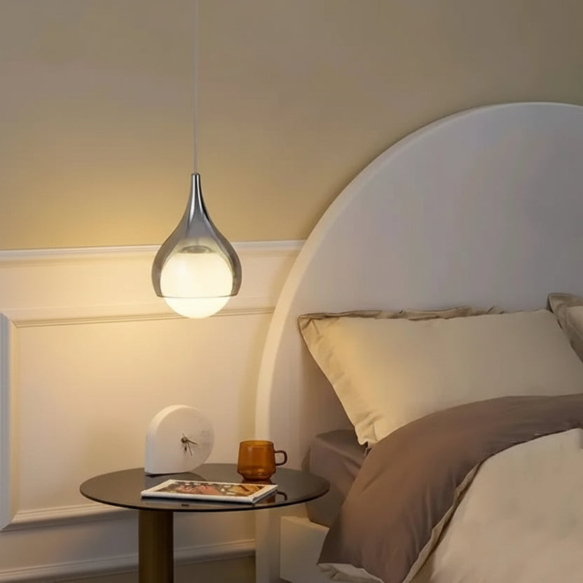 Bilu Raindrop Globe Pendant Light | Celestre