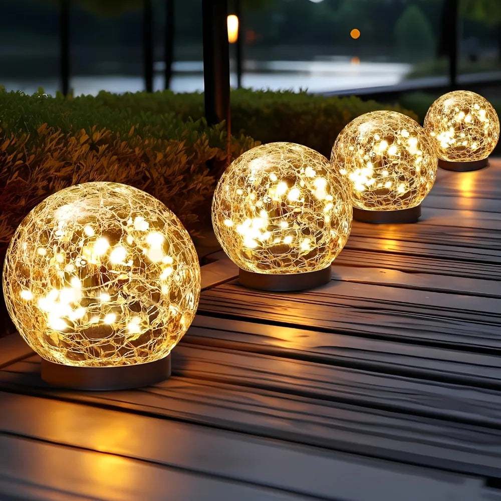 Cuve Crackle Globe Bollard Light | Celestre