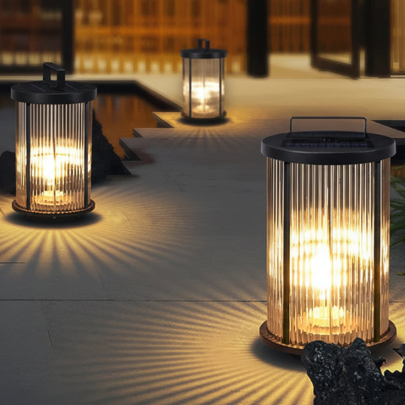 Dali Solar Fluted Outdoor Floor Lamp | Celestre
