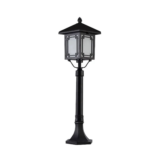 Syle Lantern Windowpane Post Light | Celestre