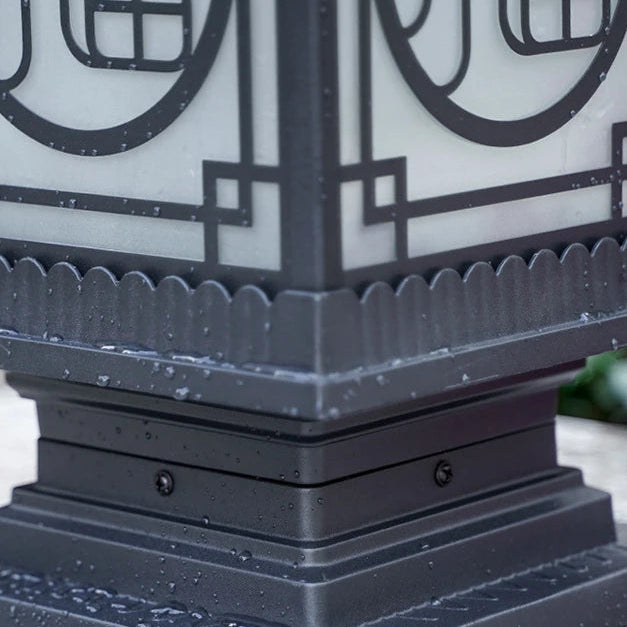 Aere Square Lantern Pillar Light | Celestre