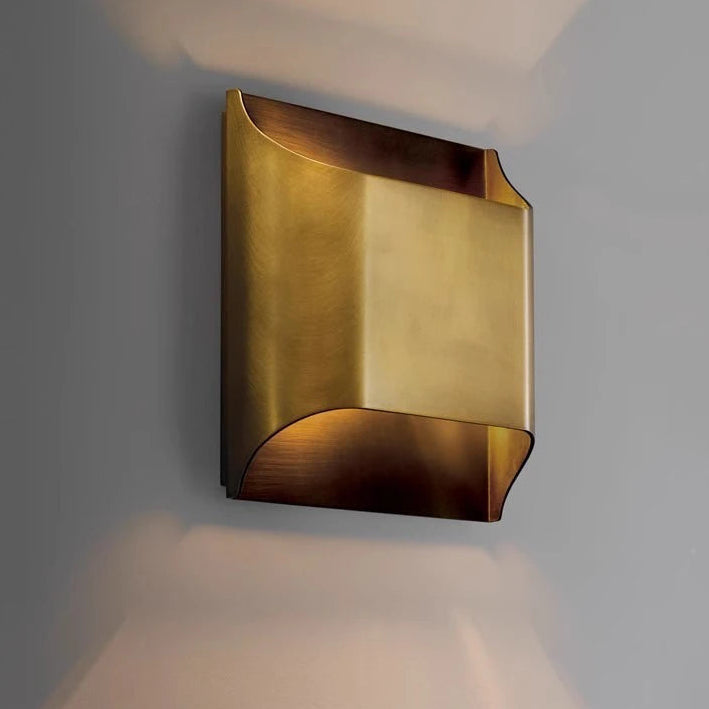 Bini Curved Rectangular Wall Light Gold D 20 cm x H 20 cm | Celestre