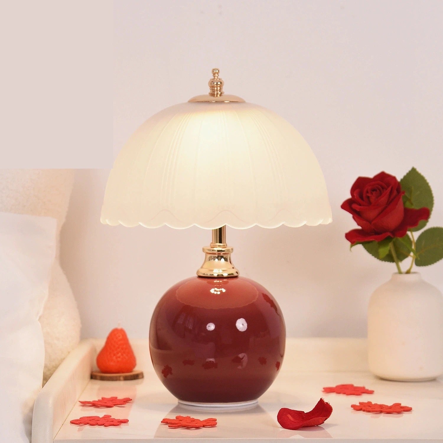 Limo Scalloped Table Lamp Red | Celestre