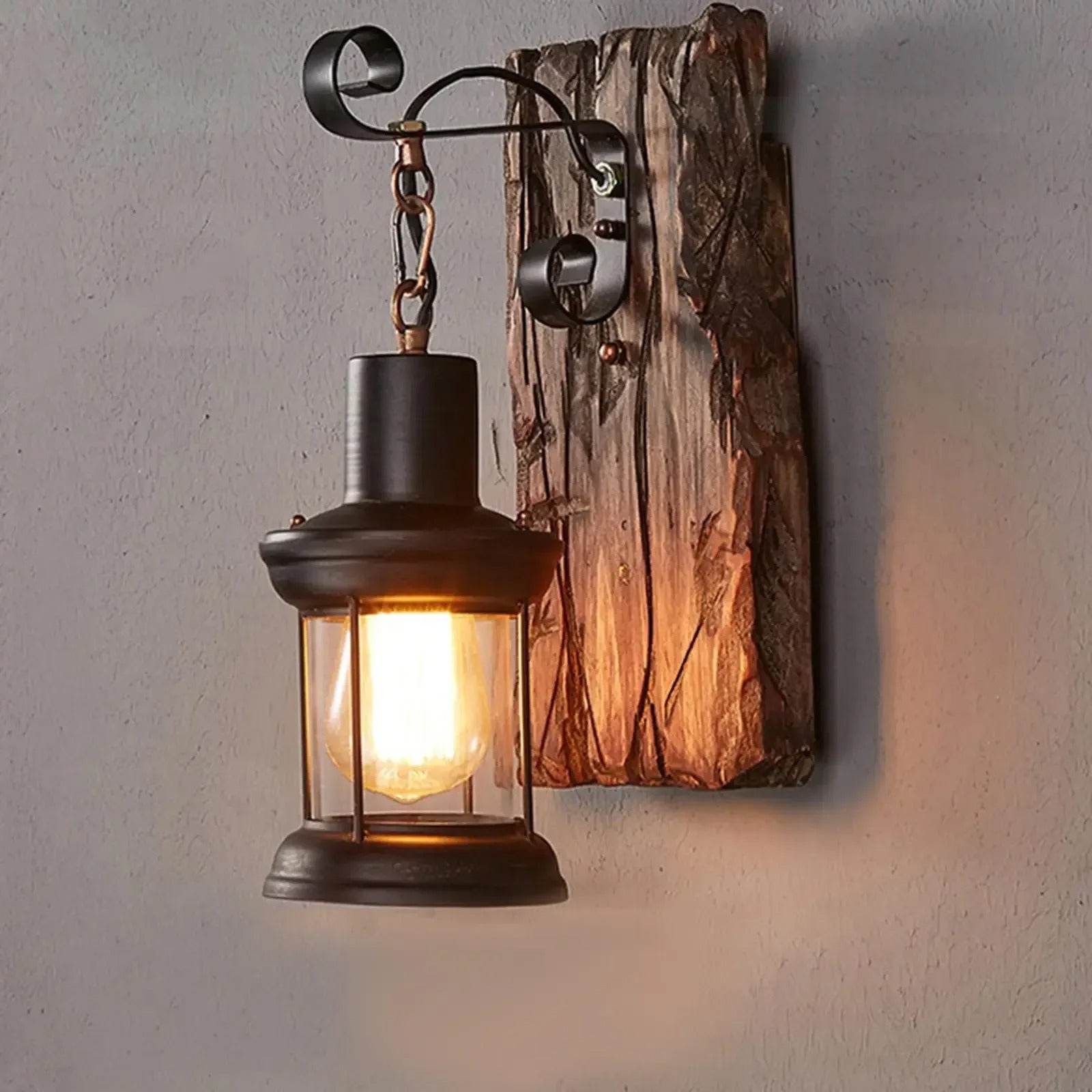 Felya Vintage Wooden Wall Lantern | Celestre